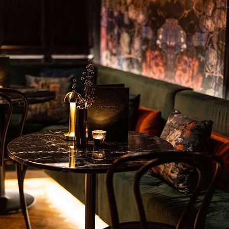 The Inchcolm By Ode Hotels Brisbane Exterior foto The interior of the bar