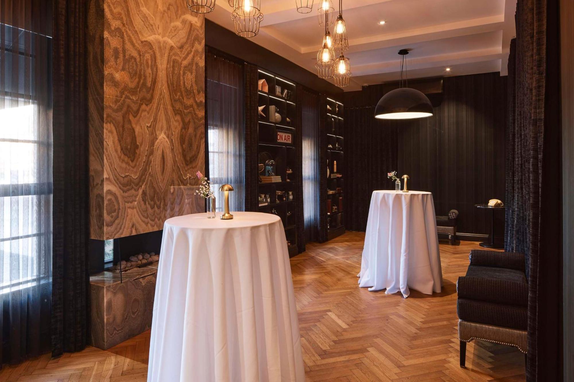 The Inchcolm By Ode Hotels Brisbane Exterior foto Library