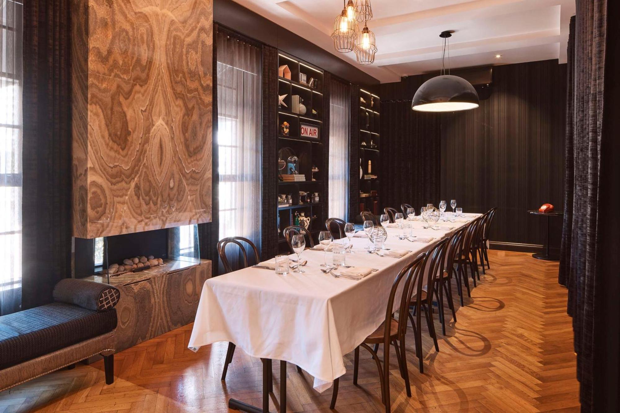 The Inchcolm By Ode Hotels Brisbane Exterior foto The Library at The Ivy, St John's Wood