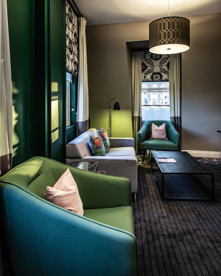The Inchcolm By Ode Hotels Brisbane Exterior foto The Library at The Ivy Hotel